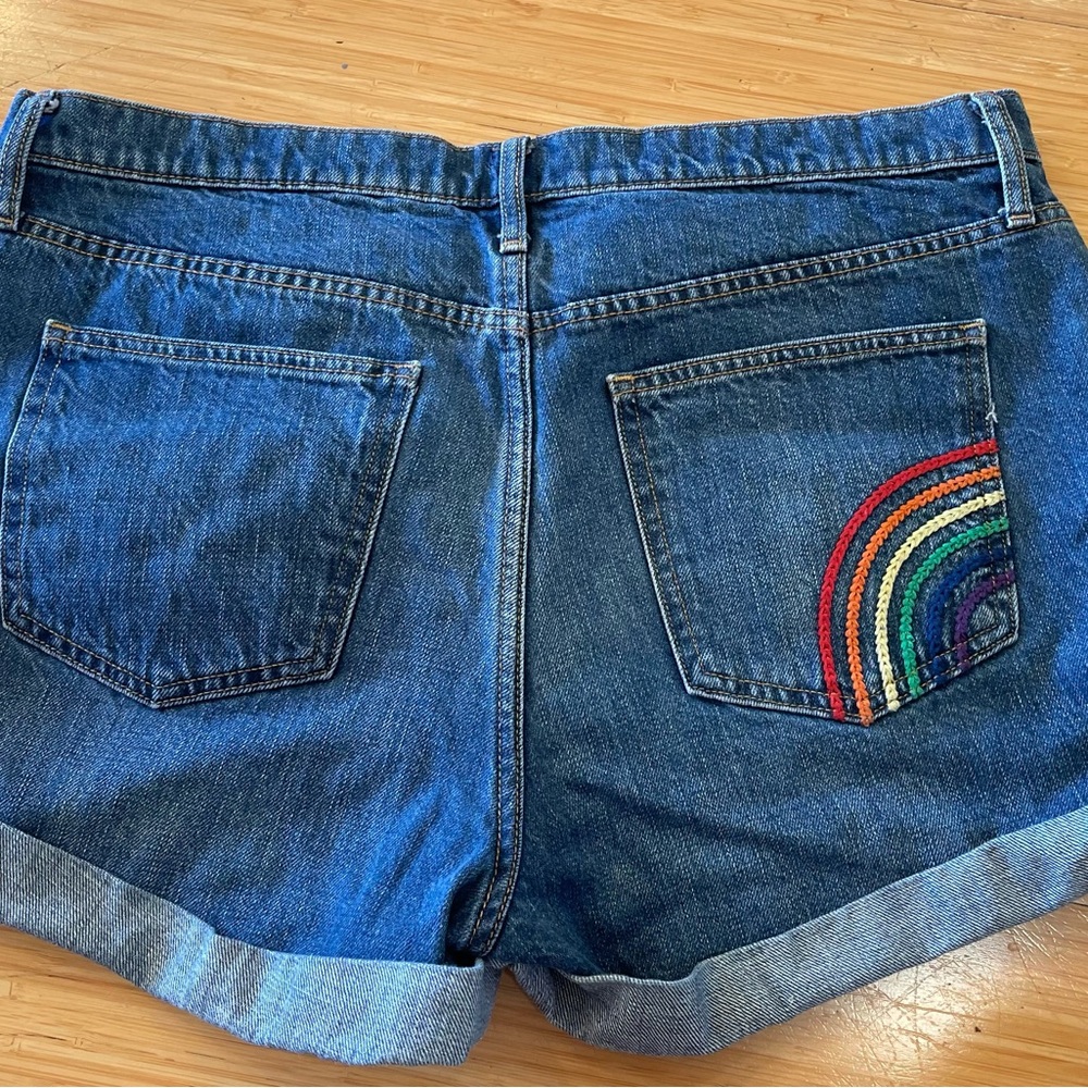 GAP Denim Shorts Rainbow Embroidery 32T